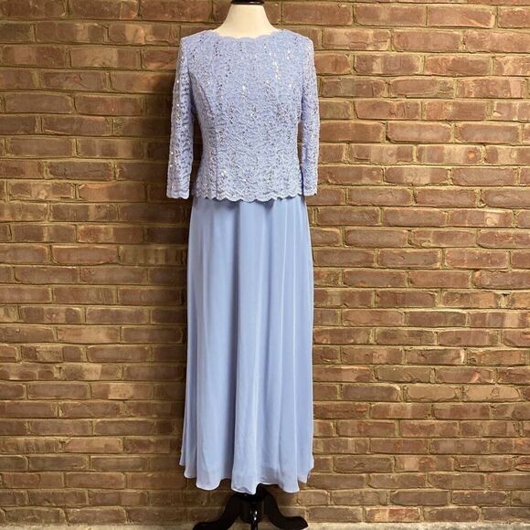 Alex Evenings 3/4 Sleeve Sequined Lace Scalloped Bodice Chiffon Skirted Gown - Picture 4 of 10